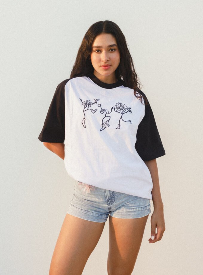 TWOJOES Turnsole Black Tee